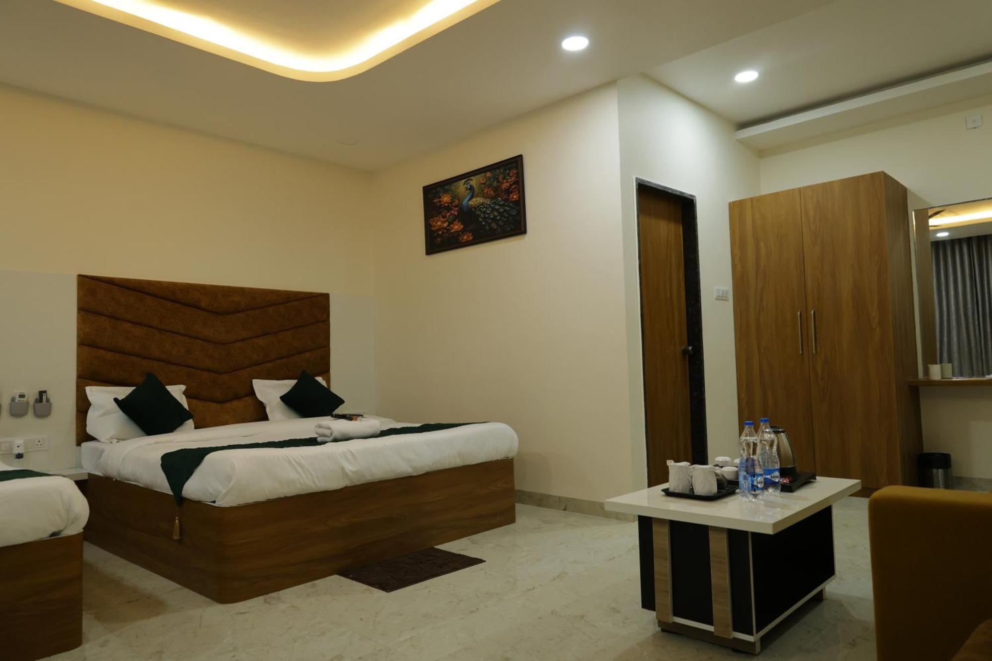 Hotel The Prime Land Hoshangabad Eksteriør bilde
