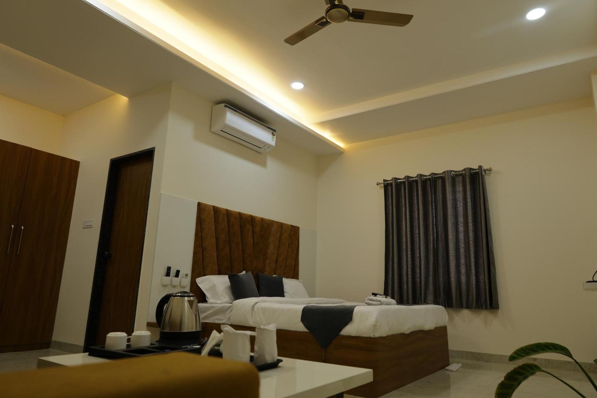 Hotel The Prime Land Hoshangabad Eksteriør bilde